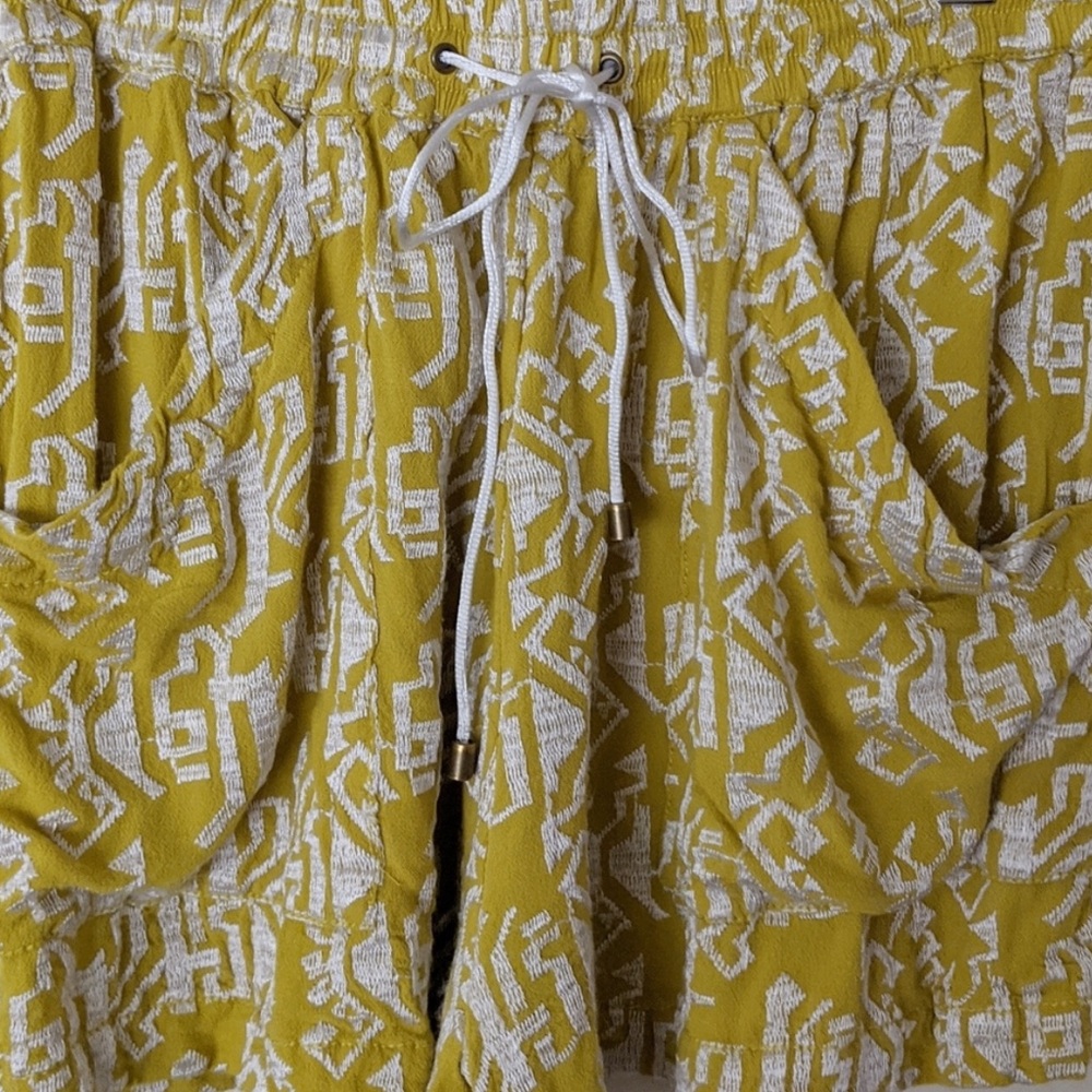 Anthropologie Elevenses Melora Embroidered Shorts - Picture 6 of 6